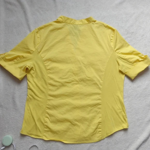 5 for $10 Anne Klein Yellow 1/4 Rollup Sleeve Button Down VNeck Top size XL - Picture 3 of 8